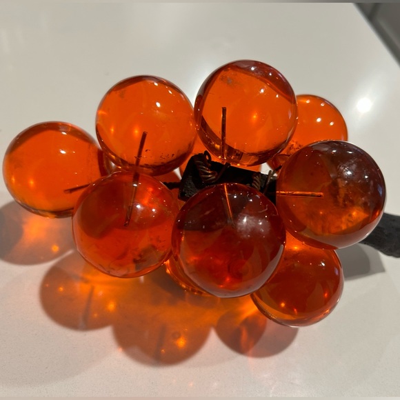Vintage lucite grapes cluster! - Picture 5 of 7